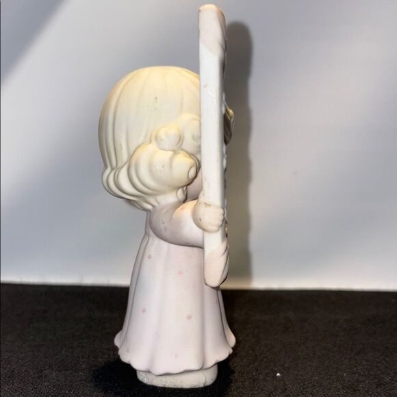 Precious Moments White and Cream Picture Frame Figurine - Picture 4 of 8